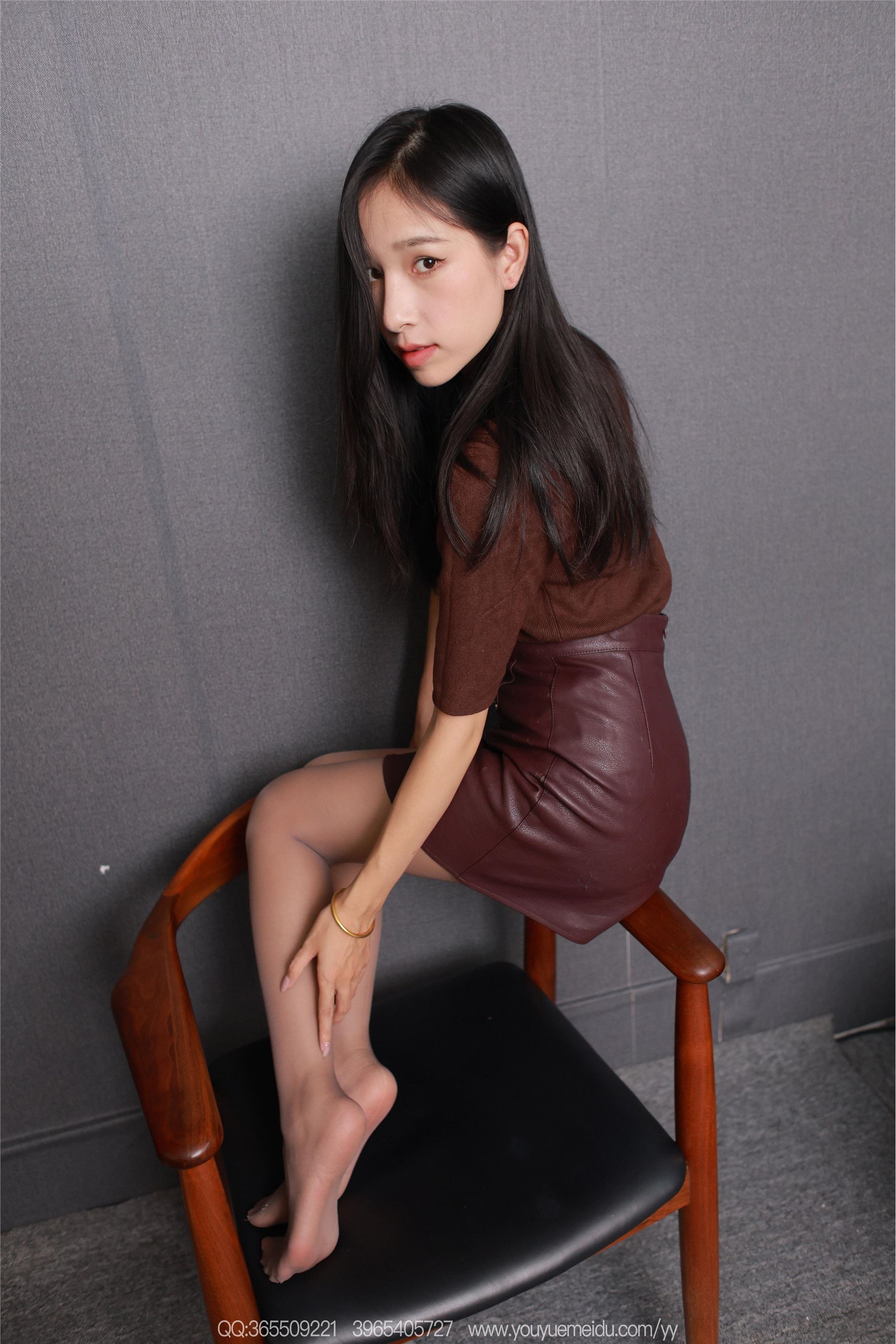 IESS异思趣向  2025.10.19 丝享家 2188 美子《椅下视角（上）》